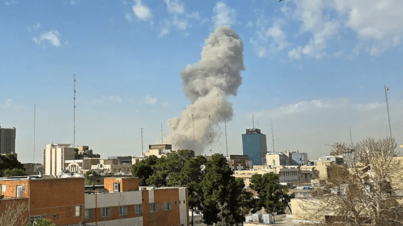 Iranian forces launch attacks on American sites in Kuwait, Qatar, and Bahrain