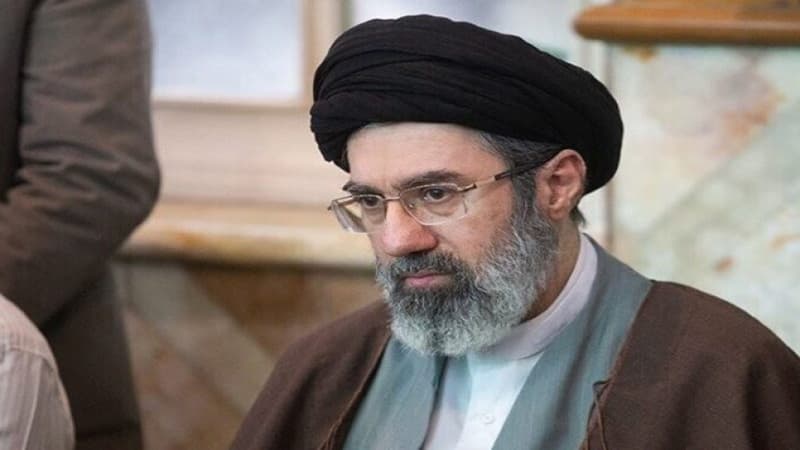 آخر تطورات صحة مجتبى خامنئي