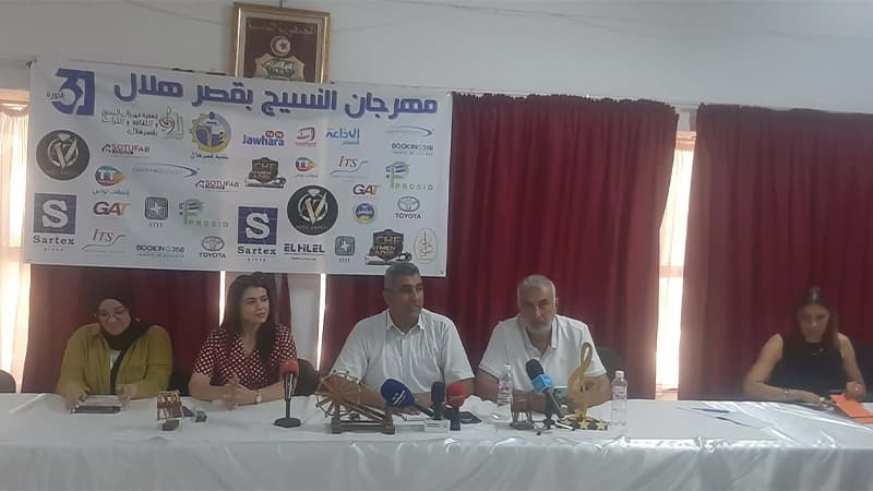 مهرجان النسيج في قصر هلال يتحدى الصعوبات