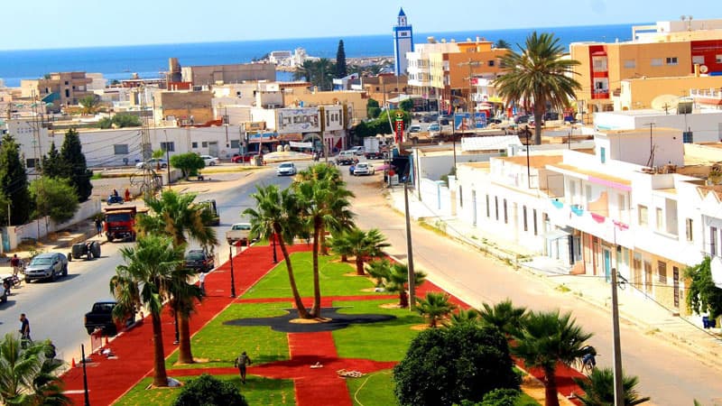 Mahres children abroad lead Shafar Beach cleanup