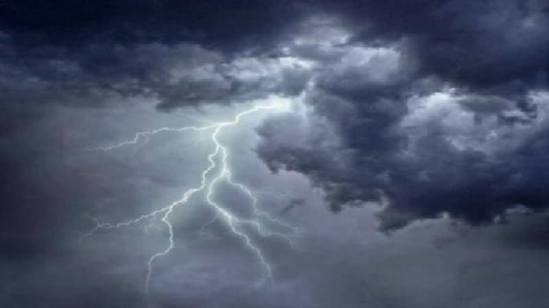 Tonight's thunderstorms with heavy rain in specific regions