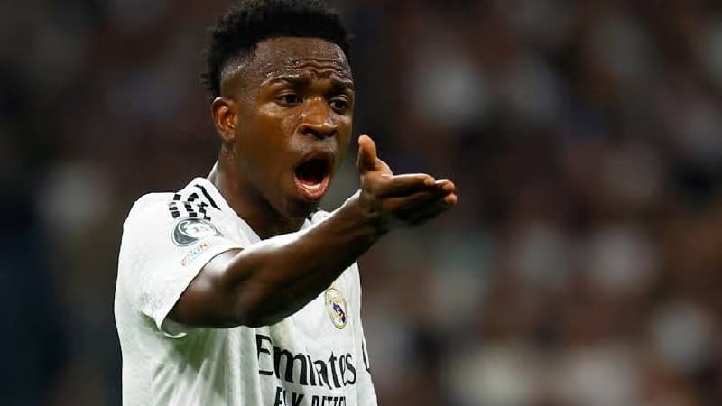 Valencia signs six-year deal with Madrid