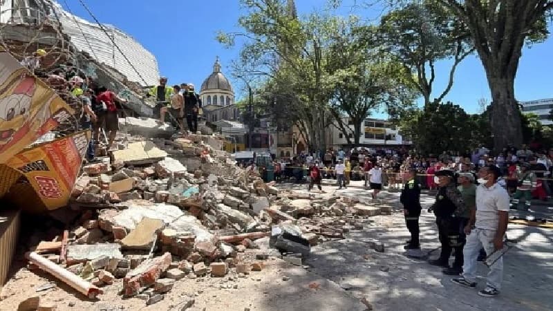 كولومبيا تسجل أكثر من 300 قتيل جراء الزلزال