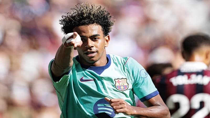 Ex-Barcelona Player Criticizes Yamal