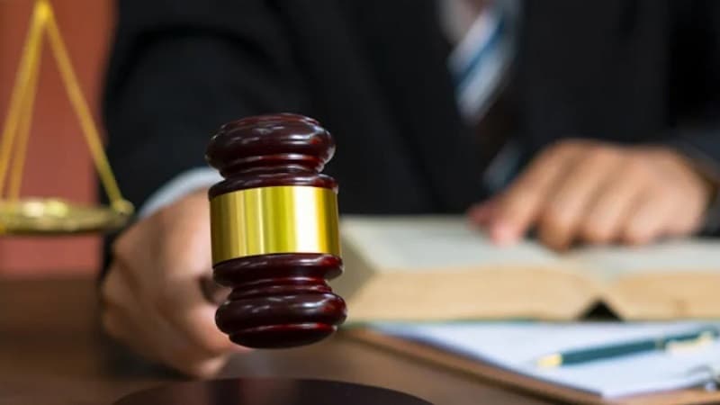 Prison Cards for Nine Defendants in Drug Network