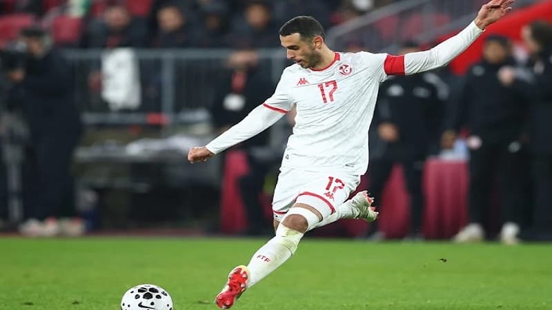 إلياس السخيري يعتزل اللعب دوليا