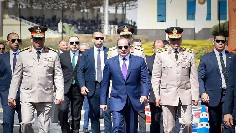 Houthi leader urges Egypt to avoid military action