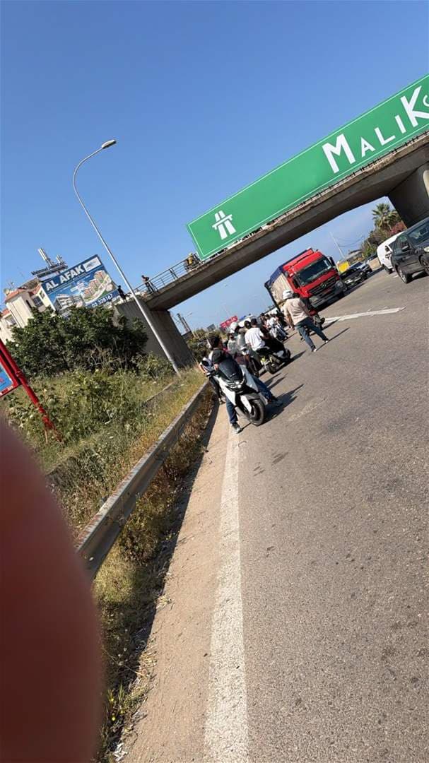 Photos Show Car Attack on Khaldeh Highway