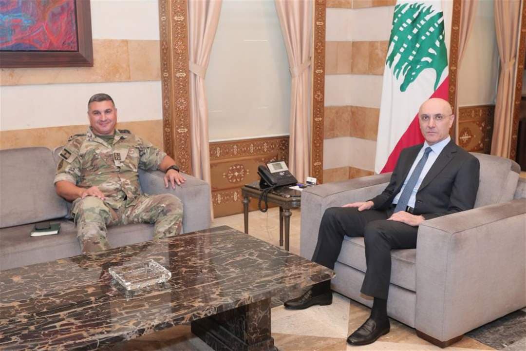 Al-Hajar reviews Beirut Airport security