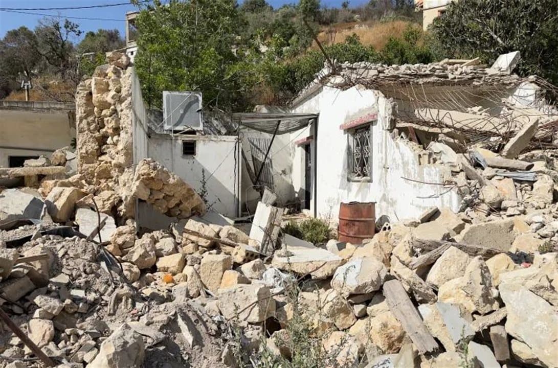 Israeli forces destroy homes in East Zutur