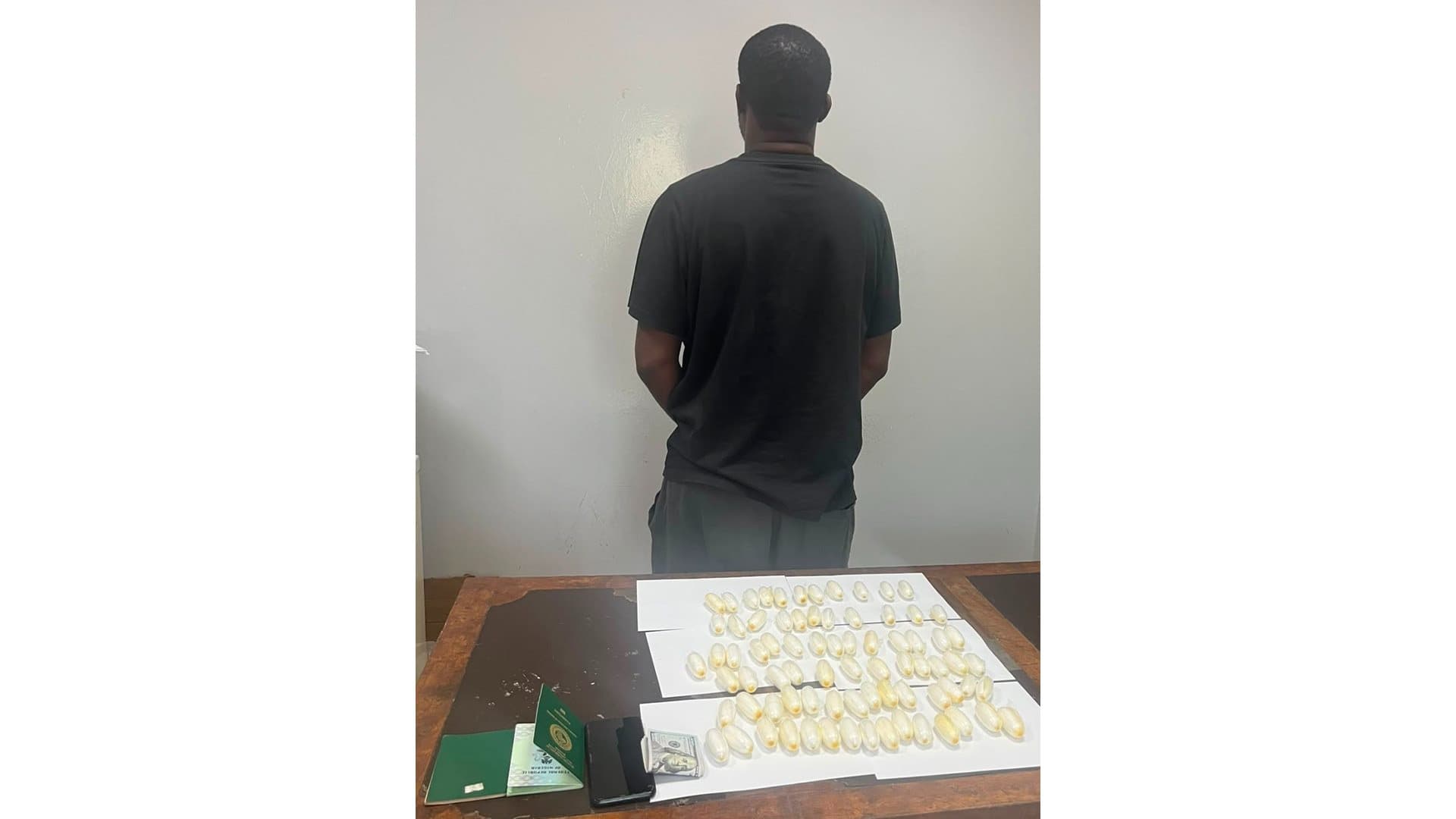 Lebanon busts cocaine capsules in Hamra