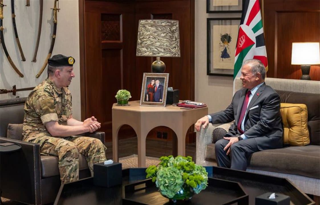 Army Chief Meets Jordanian King on Lebanon and Paris Conference
