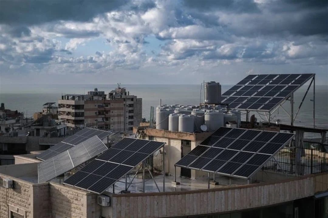 الداخلية تُعمم شروط تركيب ألواح الطاقة الشمسية
