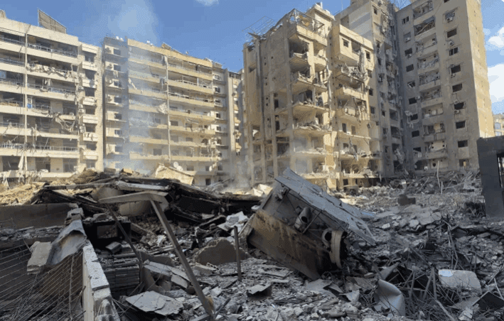 تصادم لفظي بين التيار و"حزب الله"