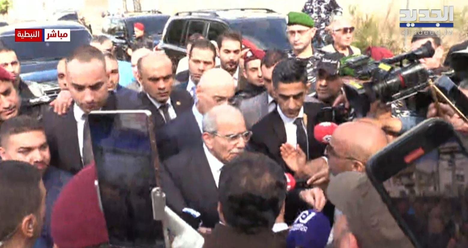 صواريخ في بيت رئيس الحكومة