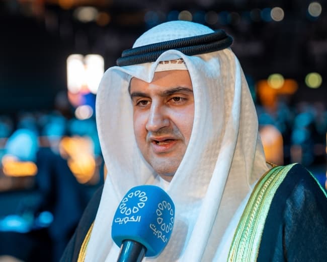 وزير العدل يقرر تشكيل لجنة اختيار باحث قانوني مبتدئ