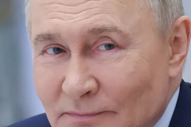 Putin Offers Elections for Naval Blockade