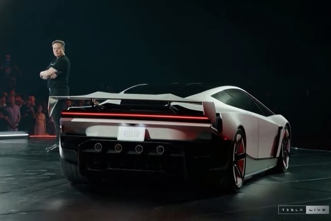 Tesla unveils flying car