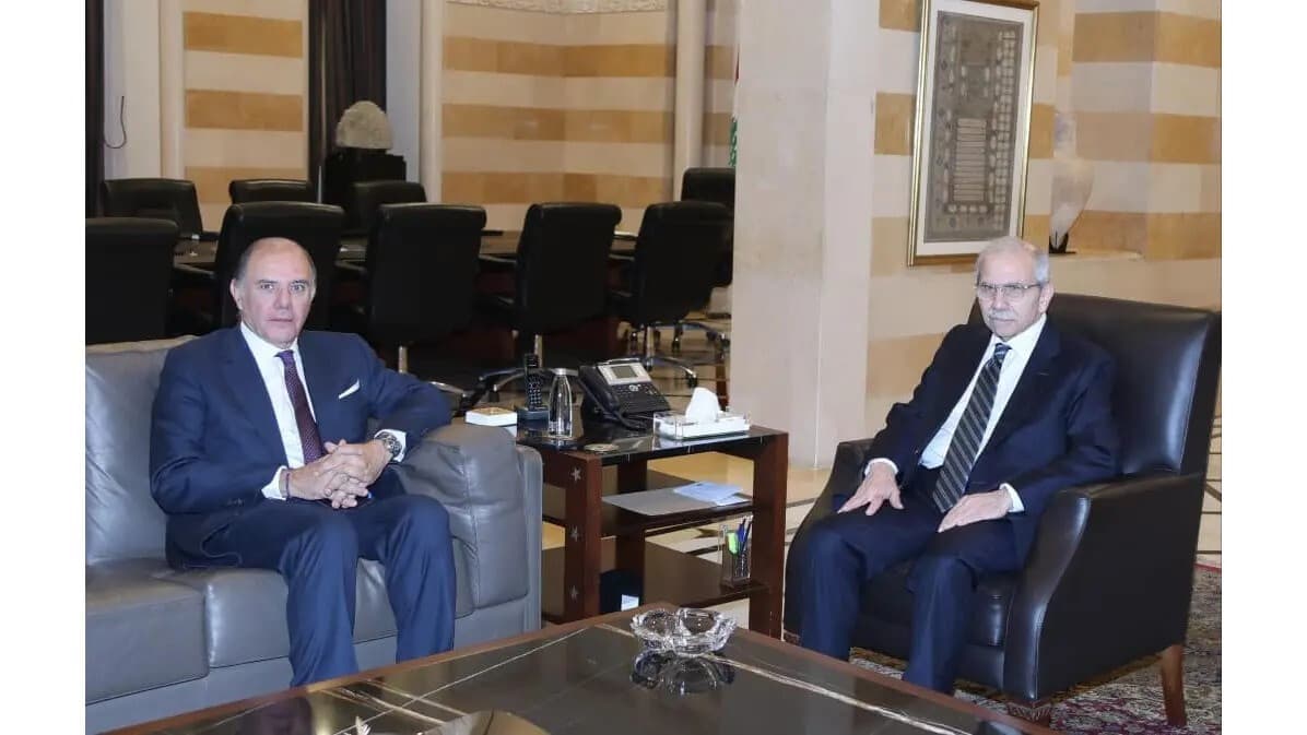 Lebanon Central Bank Discusses Financial Situation
