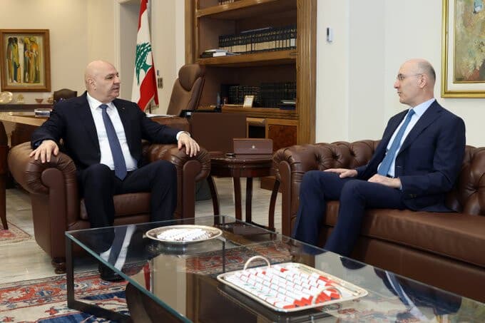 Aoun and Al-Hajjār discuss south security efforts