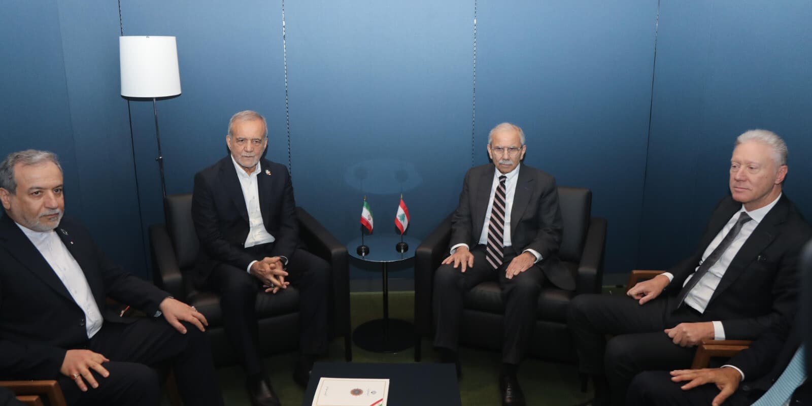 Iranian president meets: Lebanon opposes regional war