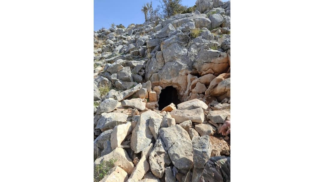 Army patrol finds old incomplete tunnel in Al-Aqoura