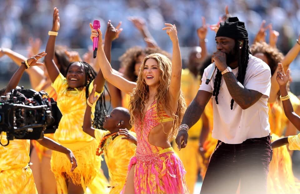 عرض عالمي في نهائي المونديال