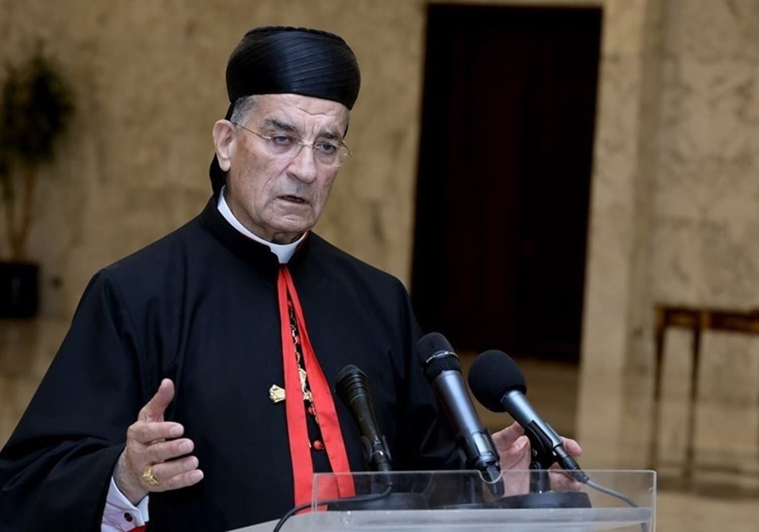 Al-Ra'i: Must support state institutions