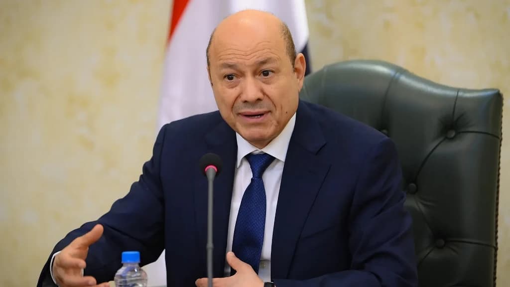 Yemeni president declares operation to retake territories