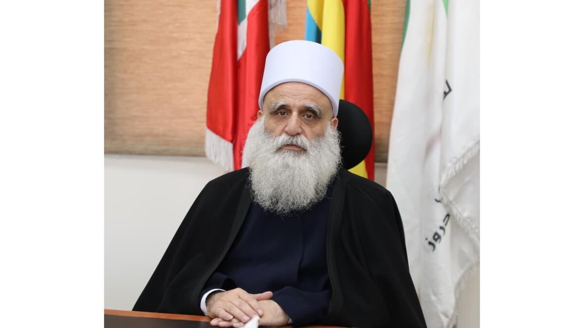 شيخ العقل يدعو للوحدة الوطنية ويثني على جيش لبنان
