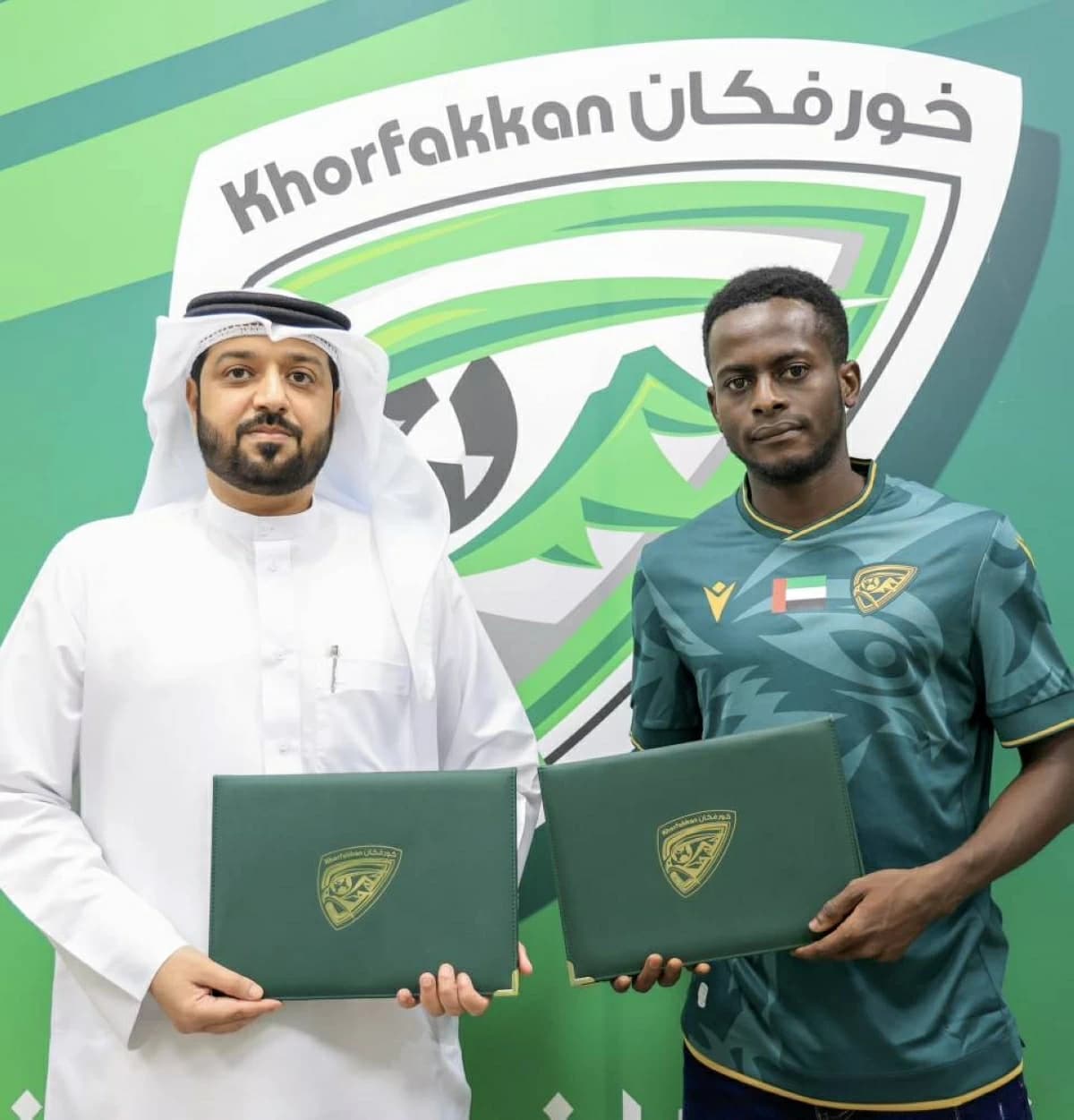 خورفكان الإماراتي يضم ساركي ويواصل التحضير في تركيا