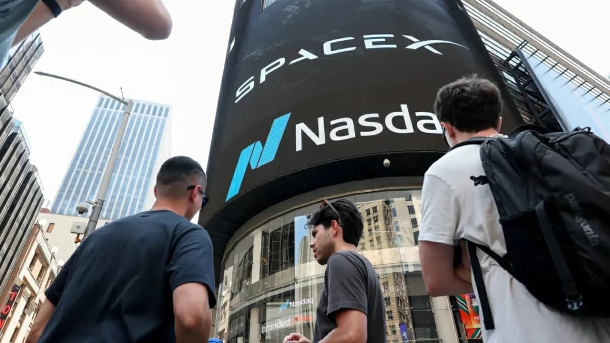 SpaceX's share price falls below its initial offering price for the first time
