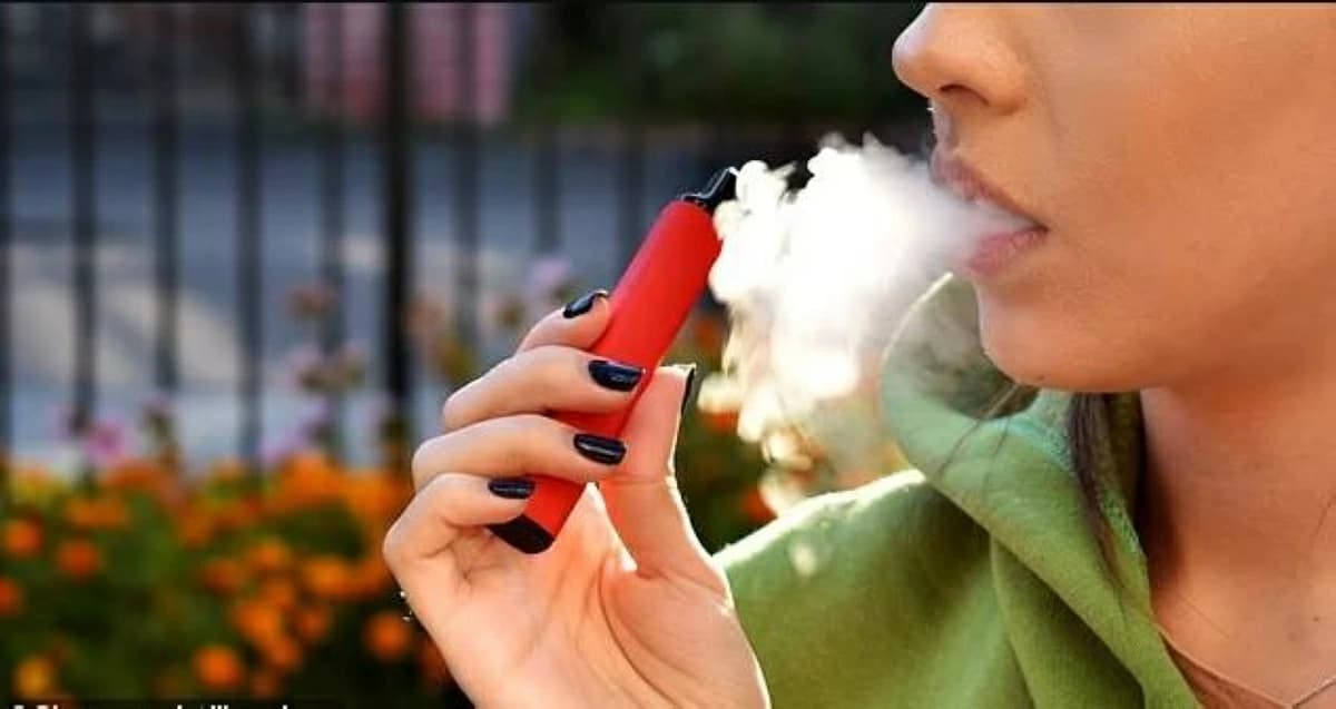 السجائر الإلكترونية تضر بأوعيتك وتنهك لياقتك البدنية