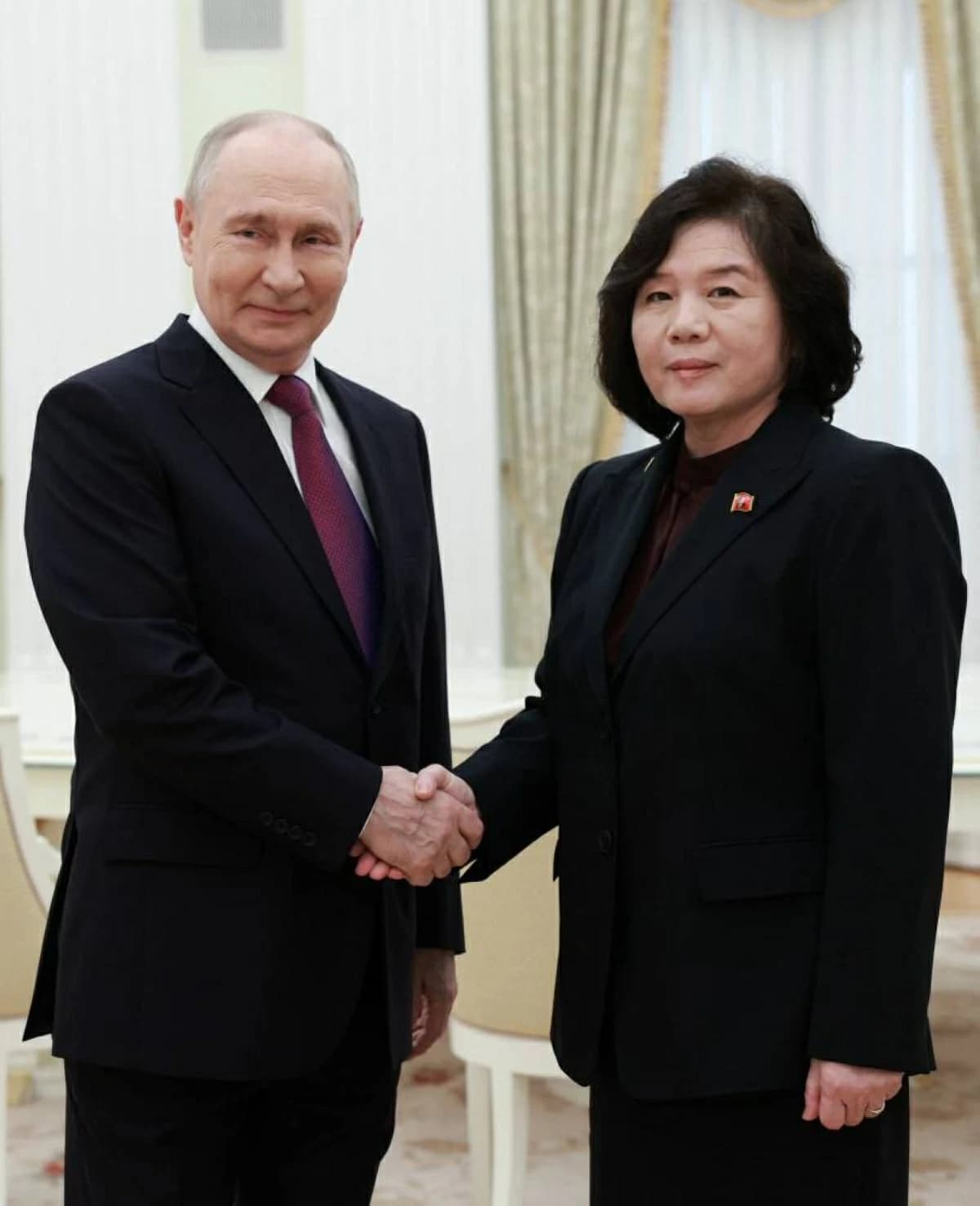 Putin commends North Korean soldiers' bravery