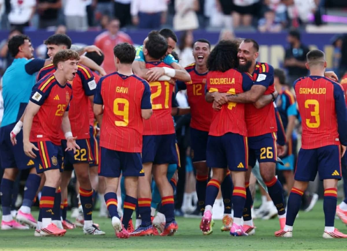 Spain wins world championship with US president present