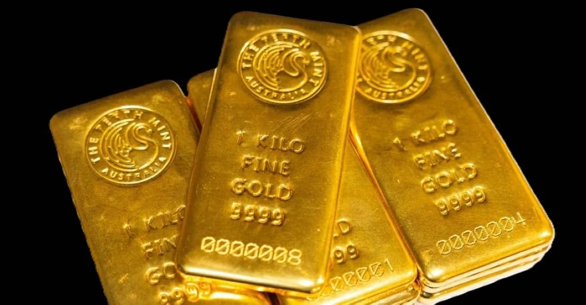 الذهب مستقر وسط تصعيد الشرق الأوسط ورفع الفائدة
