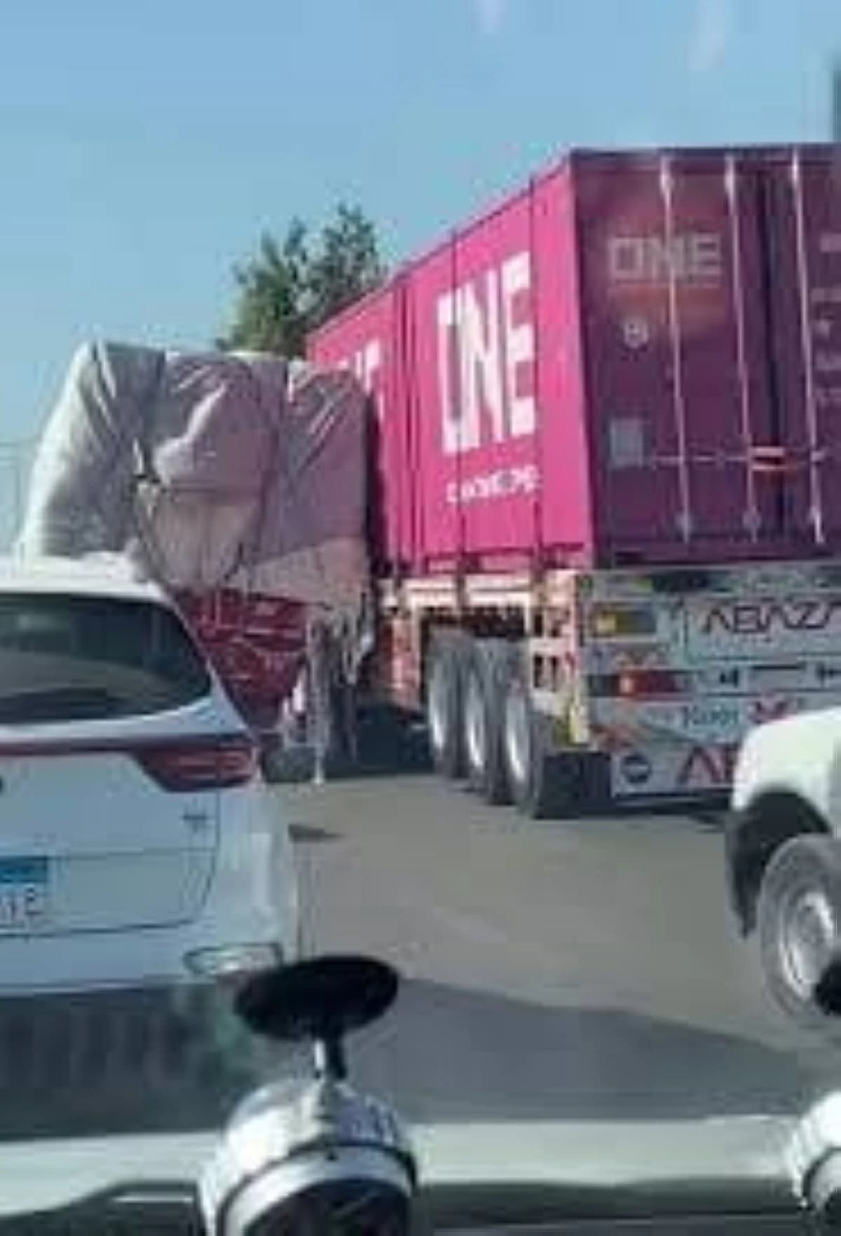 Egyptians React to Truck Rescue Footage