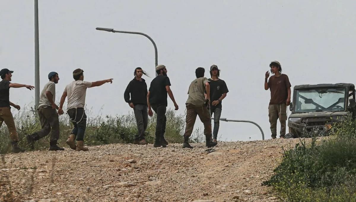 السلطة الفلسطينية تندد بأعمال المستوطنين بالضفة