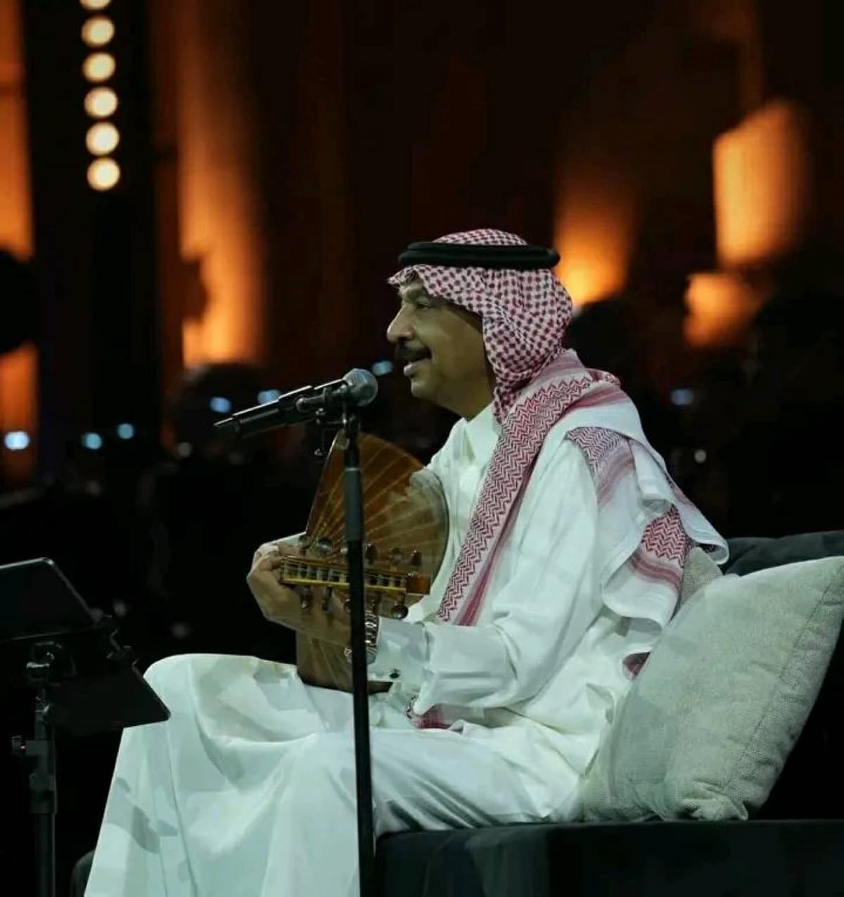عبادي الجوهر يفوز برهان جرش بالطرب