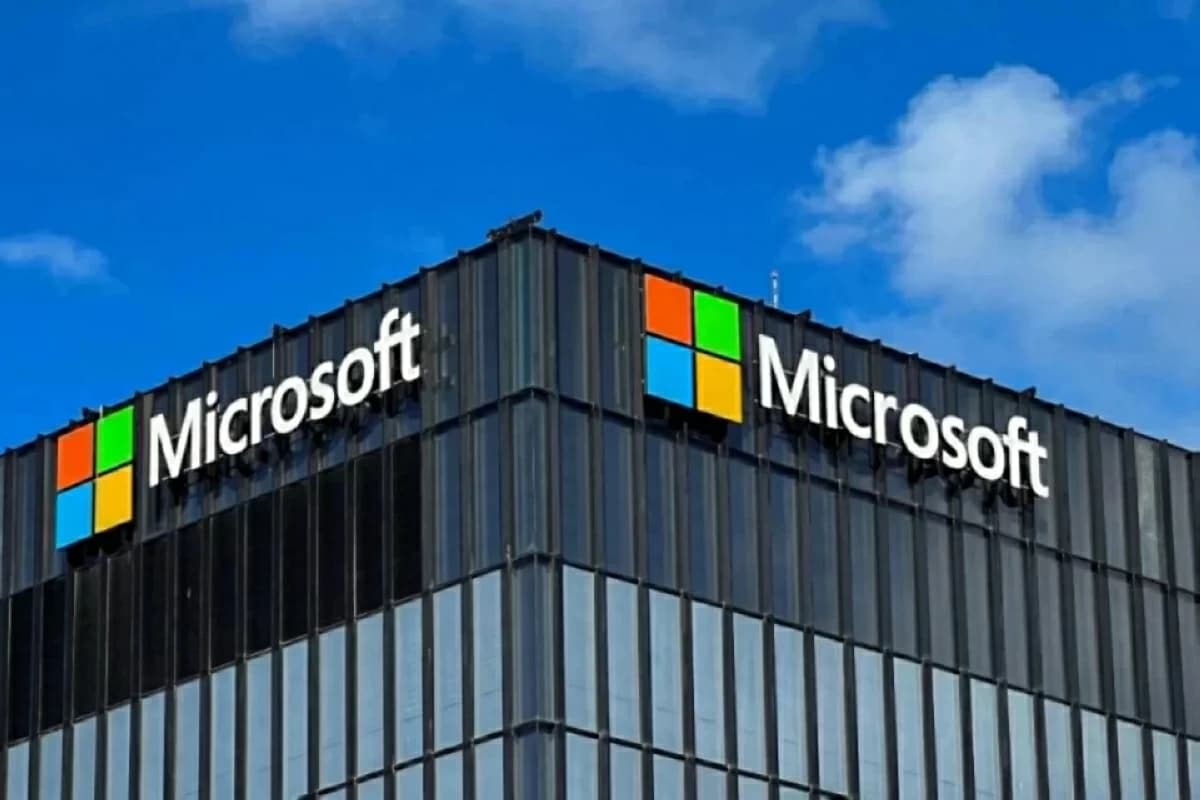 Microsoft gains half a trillion dollars daily