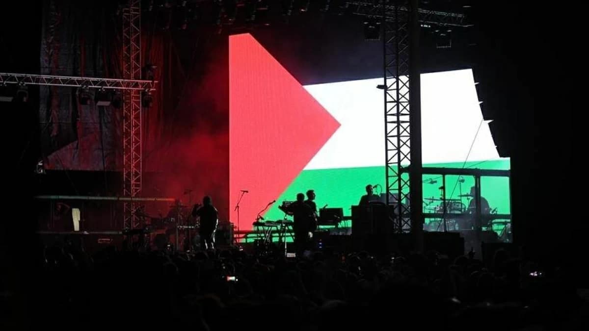 Singapore interviews Massive Attack over Palestinian awareness