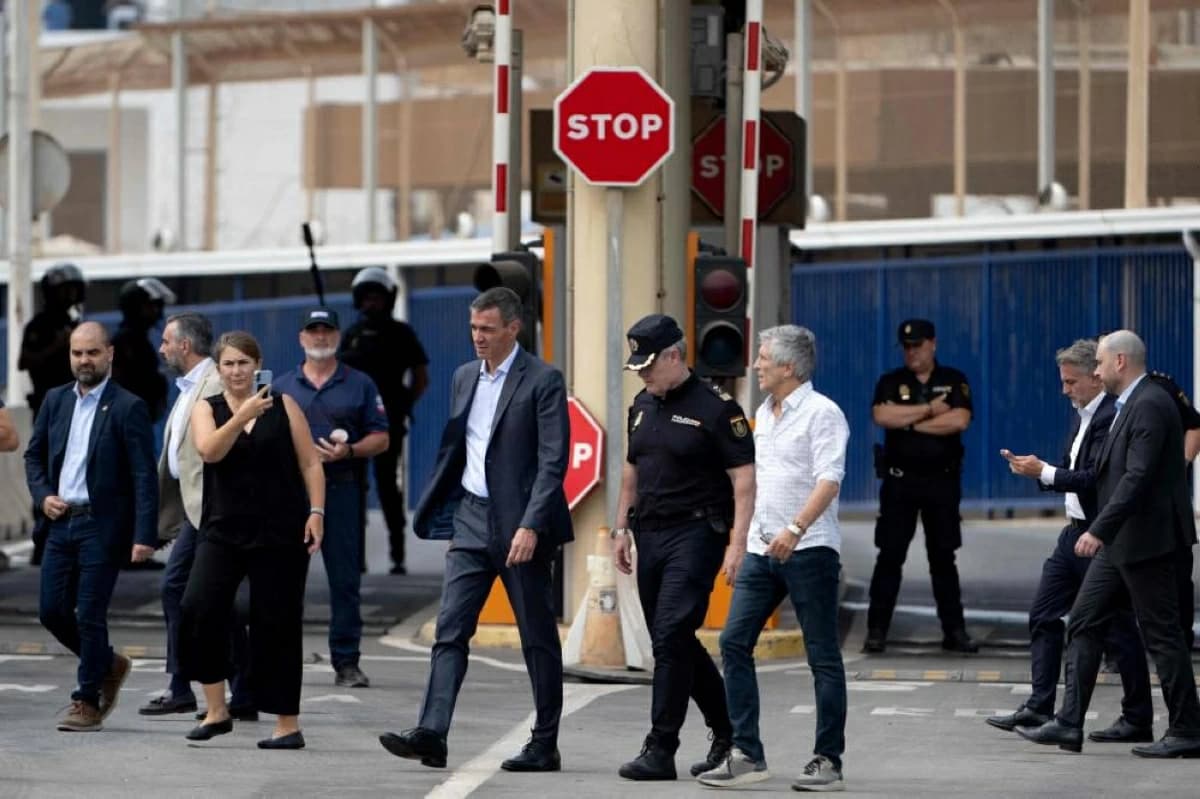 Sanchez Visits Ceuta as Spain Deploys Army Amid Migration