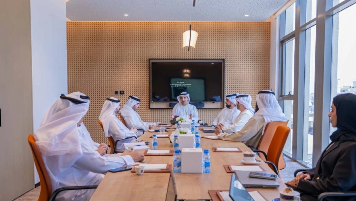 استكشاف فرص جذب استثمارات لعجمان