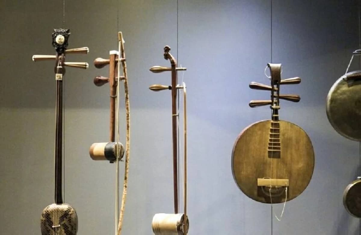 Rare compositions discovered in Moscow streets