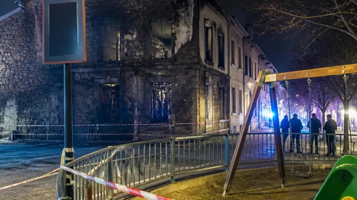 French town restricts minors at night