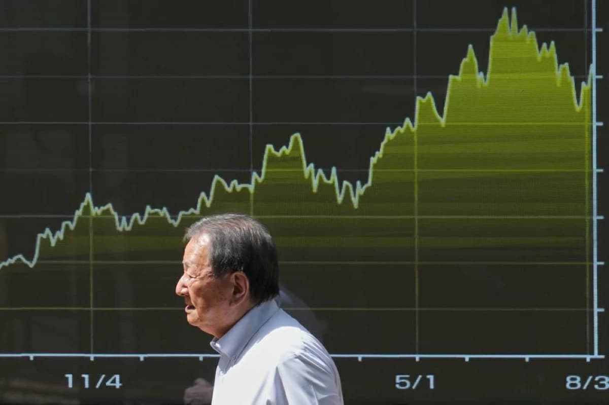 Asian markets track Wall Street tech gains