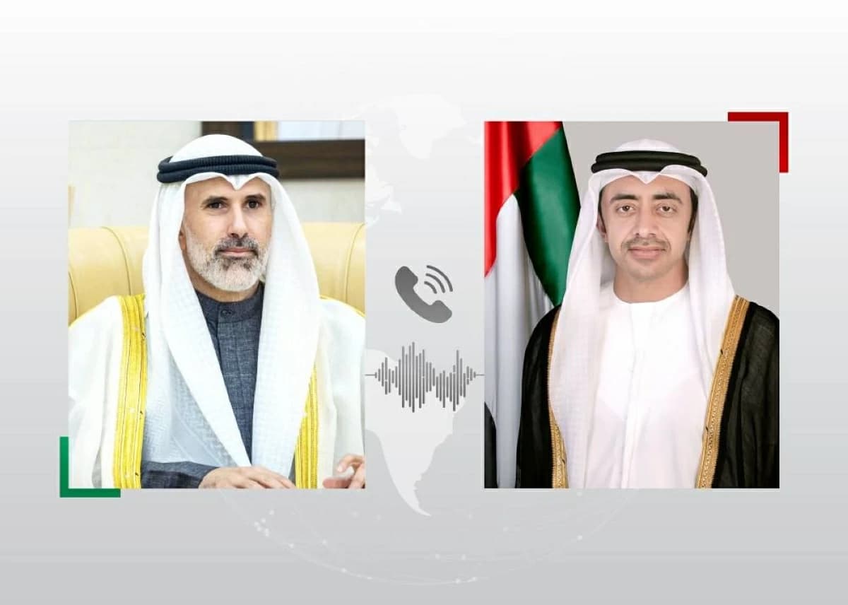بن زايد ووزير الكويت يناقشان التطورات