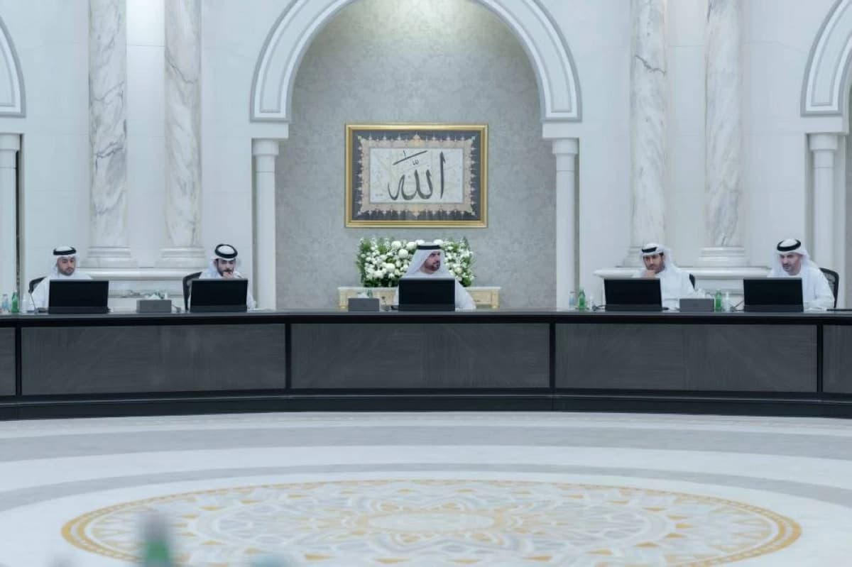 التنفيذي يراجع تعديل الاستشاري على قانون المؤسسة