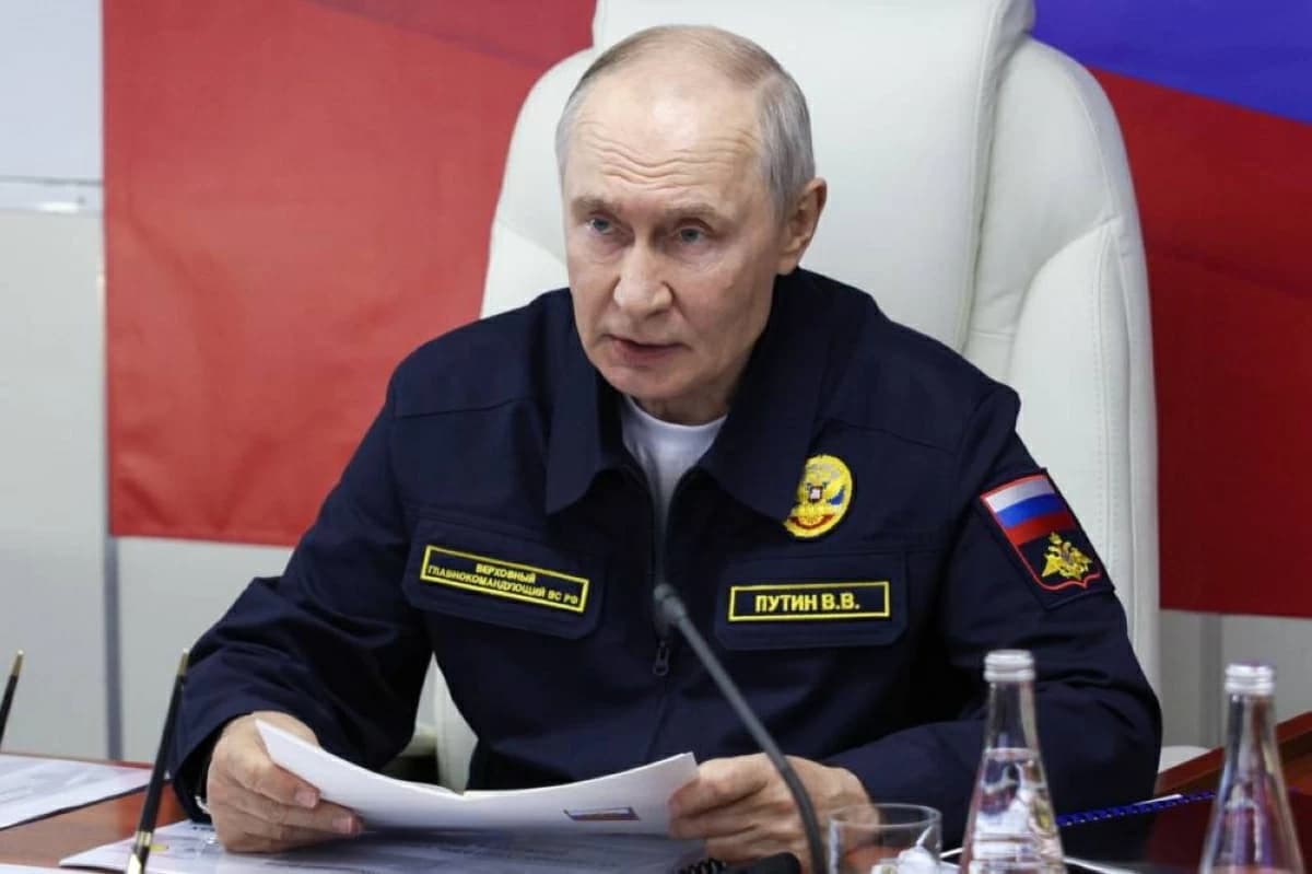 Putin Warns West Over Seizure of Ships