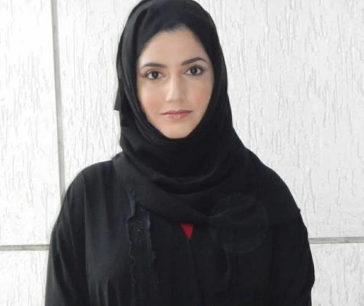Sarah bin Hindi emphasizes art as joy